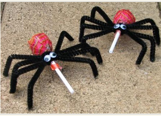 Halloween DIY Spider Pops + DIY Halloween Roundup