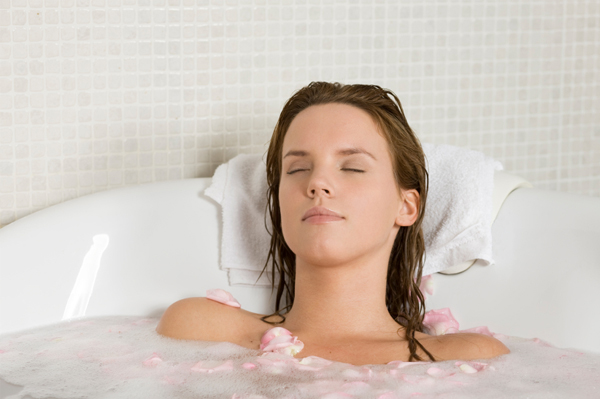 4 Budget-Friendly Relaxation Tips for Moms