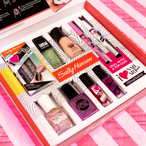 Sally Hansen Party in a box