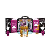 Monster High 13 Wishes Party Lounge & Spectra Vondergeist Doll Playset – $20.35!