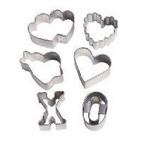 Wilton Valentine’s 6 Piece Mini Cutter Set – $4.87!