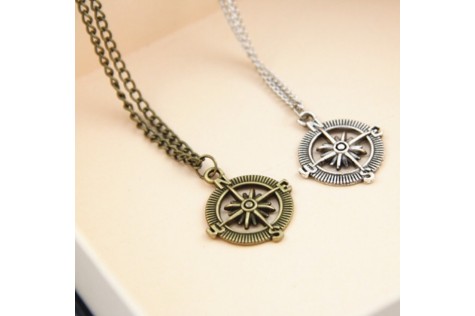 Cute Compass Necklace – Just $3.99!