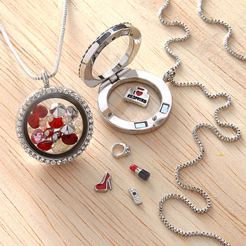 Story Lockets up to 45% off!