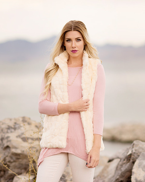 Try the (Faux) Fur Tend for Less | Vests $29.95 or Stole $9.95 (Free Shipping)