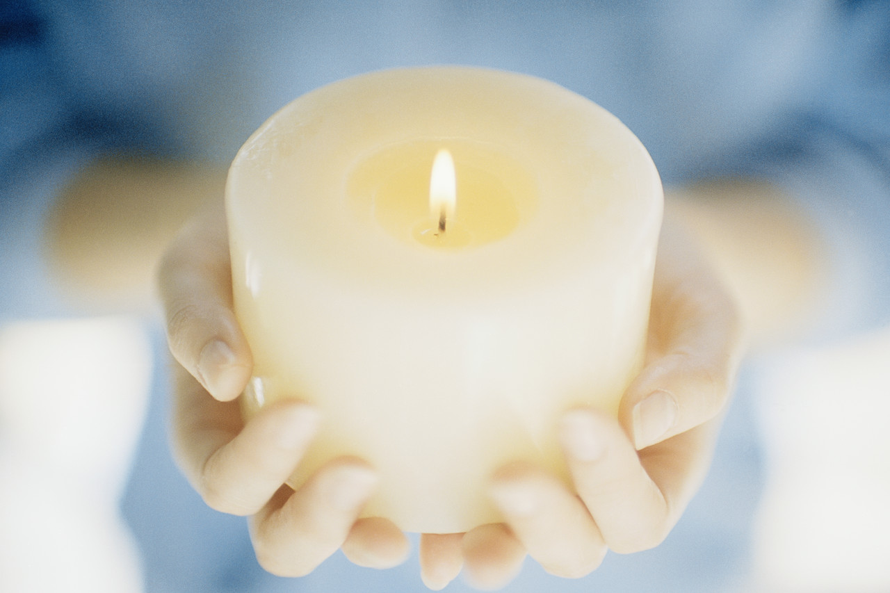 Get Frugal and Creative With Homemade Candle Scents! Get Frugal and Creative With Homemade Candle Scents!