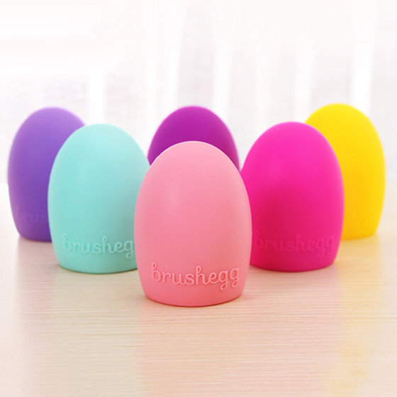 Cosmetic Brush Cleaner – Just $6.99! Free shipping!