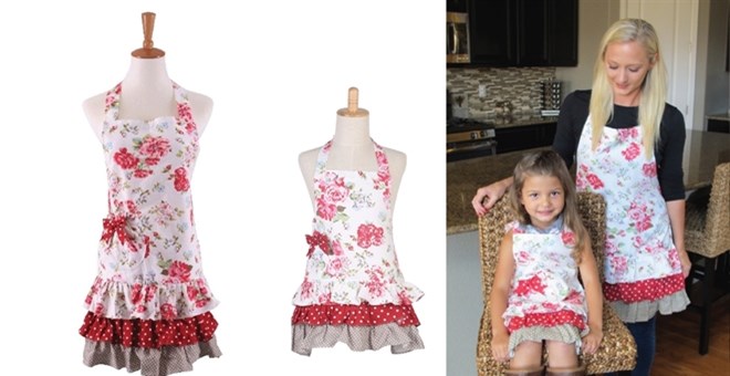 Mommy Daughter Matching Aprons – Just $14.99!