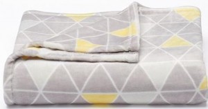 Kohl’s Cardholders: The Big One Super Soft Plush Throw Only $13.99! (Reg. $39.99)