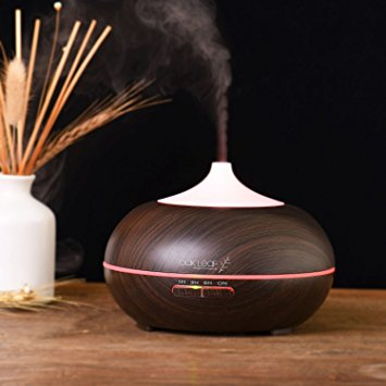 Wood Grain Aromatherapy Essential Oil Diffuser Only $29.99 on Amazon + Set of 6 Essential Oils Only 12.99!