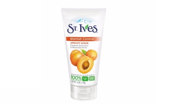 St. Ives Naturally Clear Blemish and Blackhead Control Apricot Face Scrub—$2.66 Shipped!