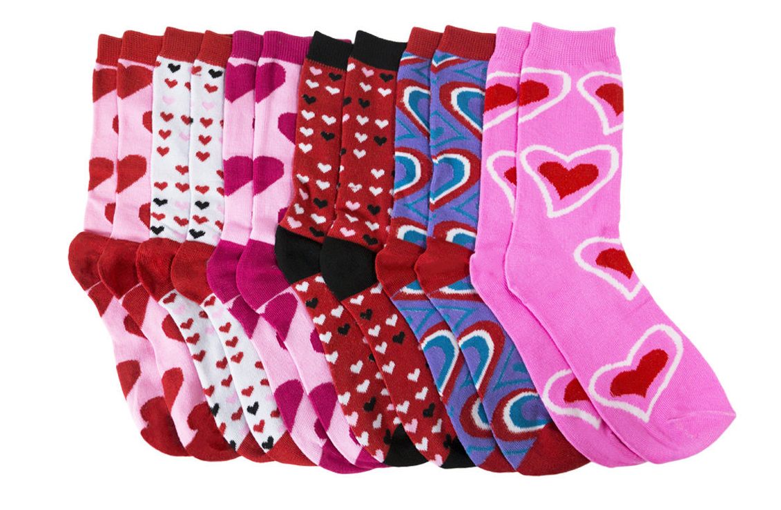 V-Day Deal: Ladies Assorted Heart Patterned Socks 6-pk Only $7.99 Shipped!!