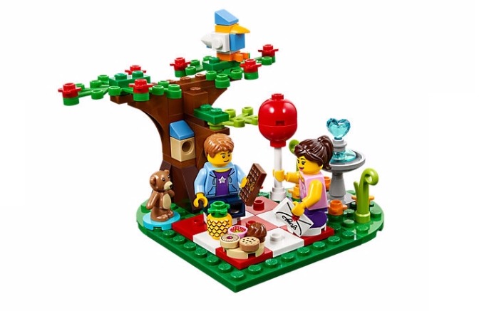 LEGO Romantic Valentine Picnic Set Only $9.99!