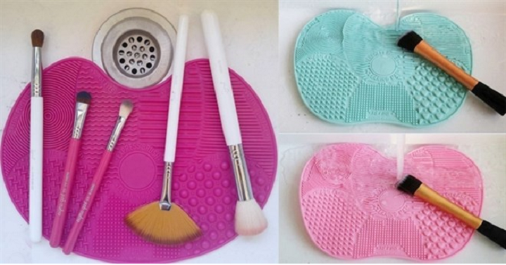 Makeup Brush Cleaning Mat Set of 2 Only $12.99 on Amazon!