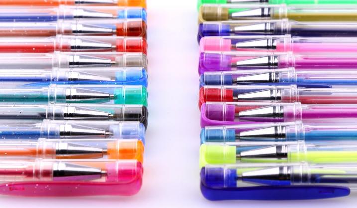 Smart Color Art 100 Colors Gel Pens Set – Only $15.97!