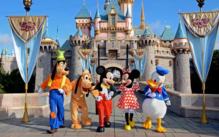 The Savings Continues With $17 Off Disneyland Resort Park Hopper Tickets