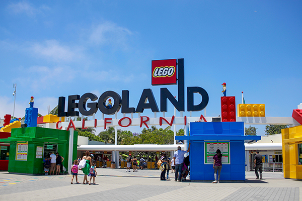 Kids are FREE at LEGOLAND California!!
