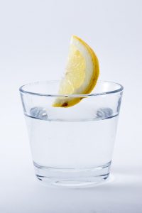 5 Benefits to Drinking More Water