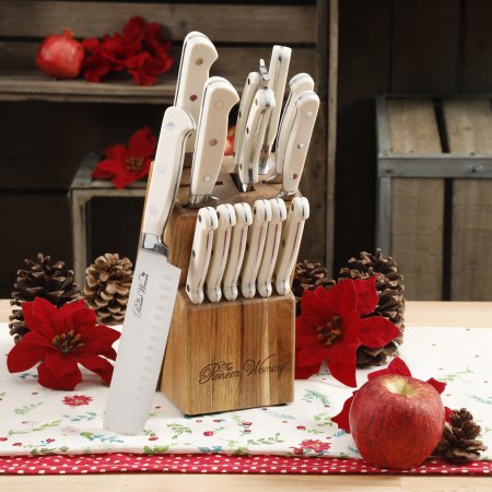 The Pioneer Woman Cowboy Rustic 14-Piece Linen Cutlery Set w/ Wood Block Only $39.00! (Reg $59.00)