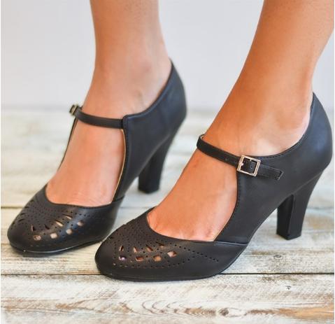 Classic Detailed Pumps – Only $22.99!