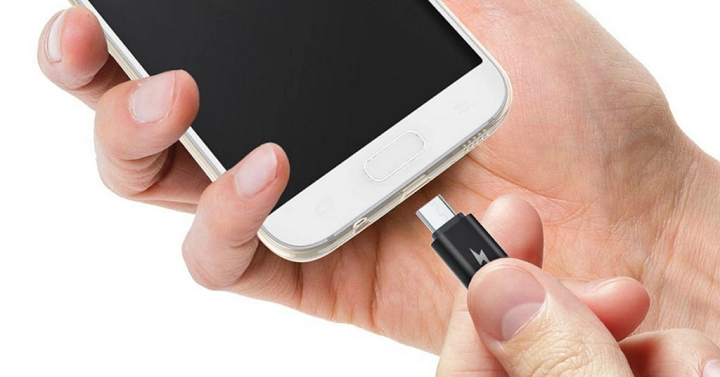 Highly Rated RAVPower Android Micro USB Charging Cables 5-Pack for Only $6.99! (Reg. $22)