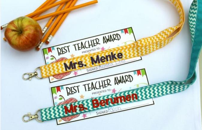 Personalized Chevron Lanyards – Only $7.99!