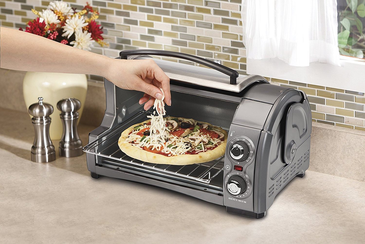 Hamilton Beach Toaster Oven and Pizza Maker Down to $27.88!