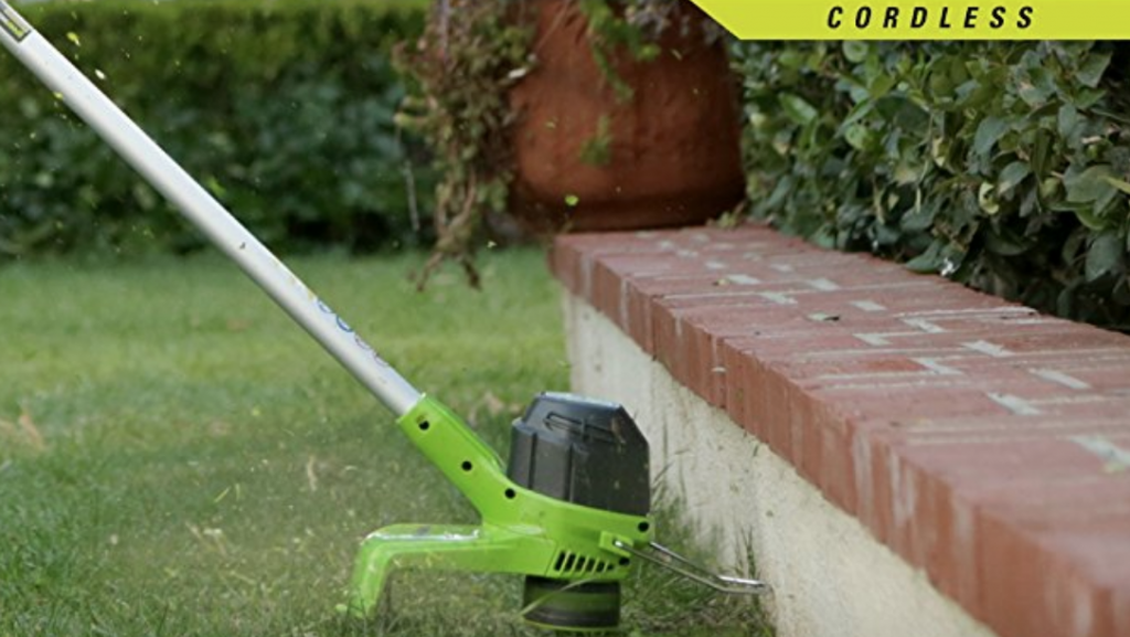 Greenworks 12-Inch 40V Cordless String Trimmer Just $91.80!