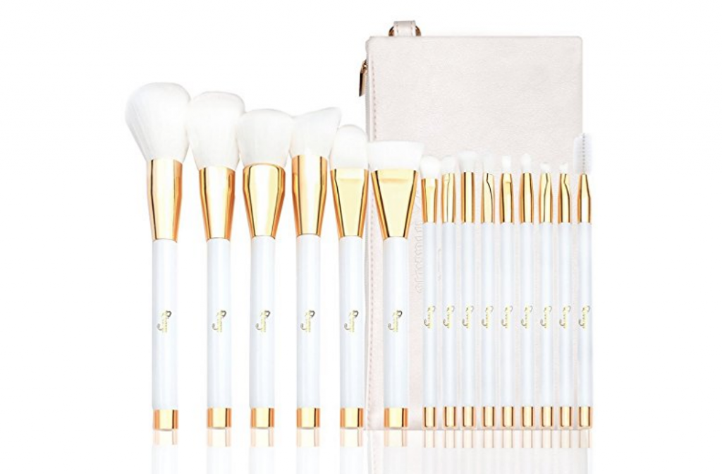 15-Piece Makeup Brush & Cosmetic Bag $9.80!