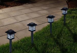 Pure Garden Outdoor Lantern Solar Landscaping Lights 6-Pack Just $13.46!
