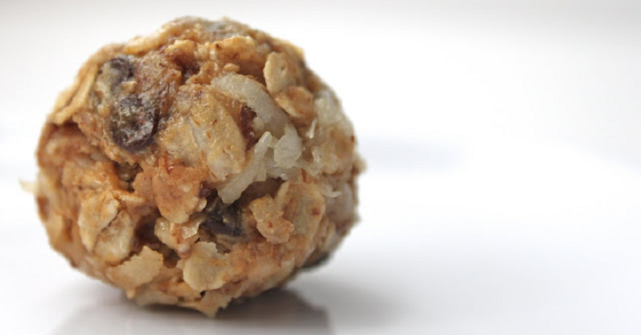 No-Bake Energy Balls For School Lunch/After School Snack!