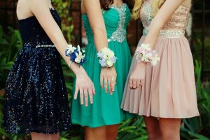 How to Save Money on Homecoming Expenses