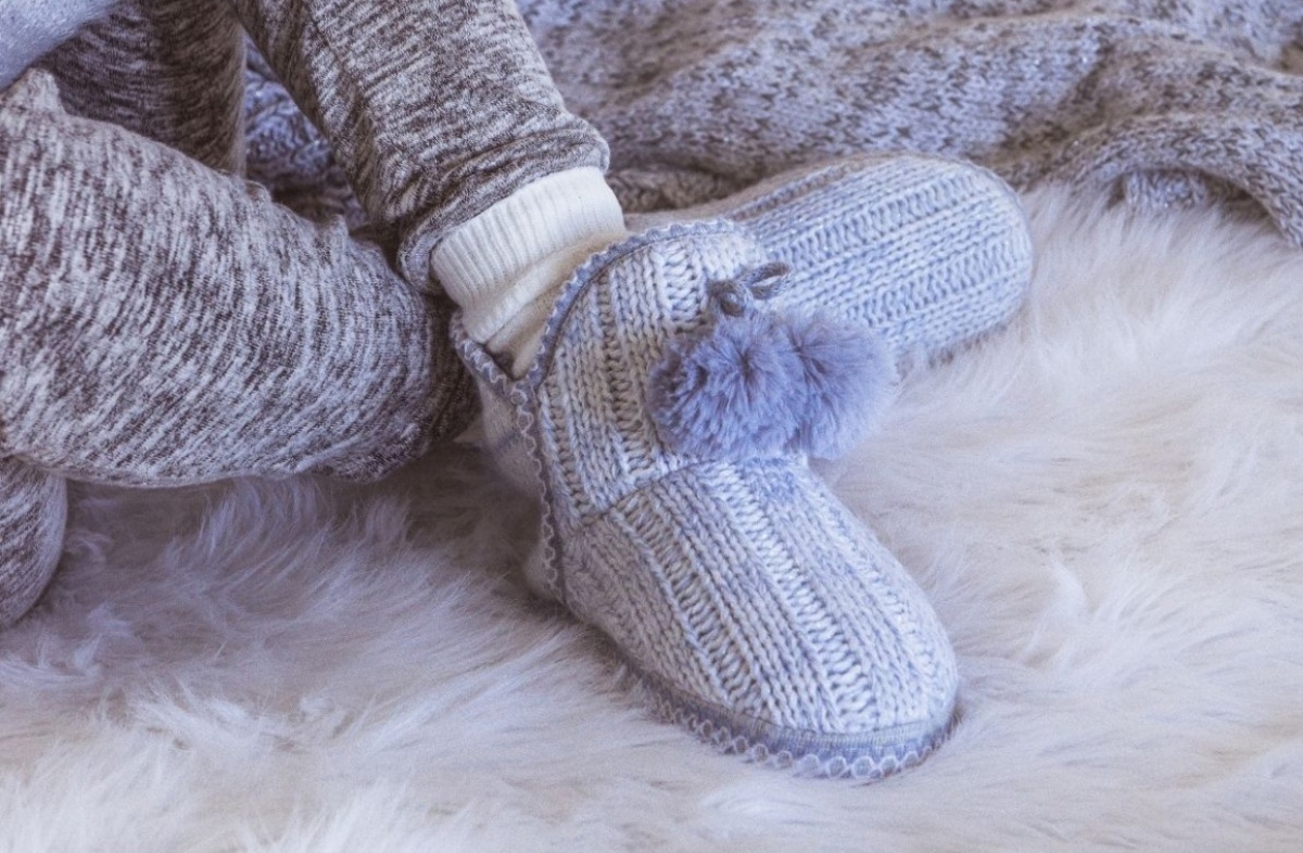MUK LUKS Women’s Snow Day Slippers Only $16.99 Shipped!