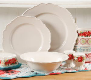 The Pioneer Woman 20-Piece Linen Dinnerware Set Just $39.99! (Reg. $59.99)