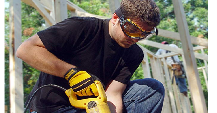 DEWALT Concealer Clear Anti-Fog Dual Mold Safety Goggle Only $9.99! Great Reviews!