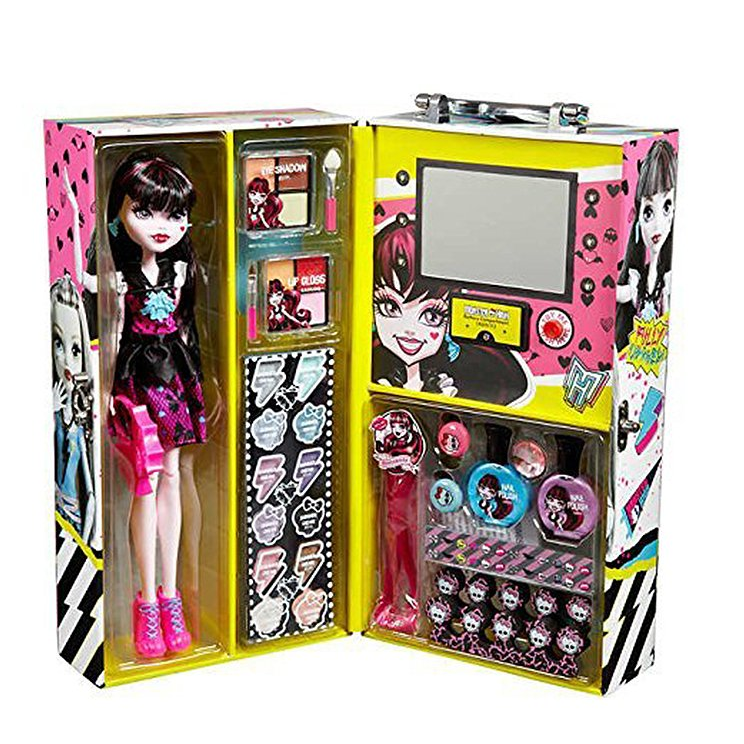 Monster High Fashion Doll Draculaura with 57 Pieces Only $19.56! (Reg $49.99)