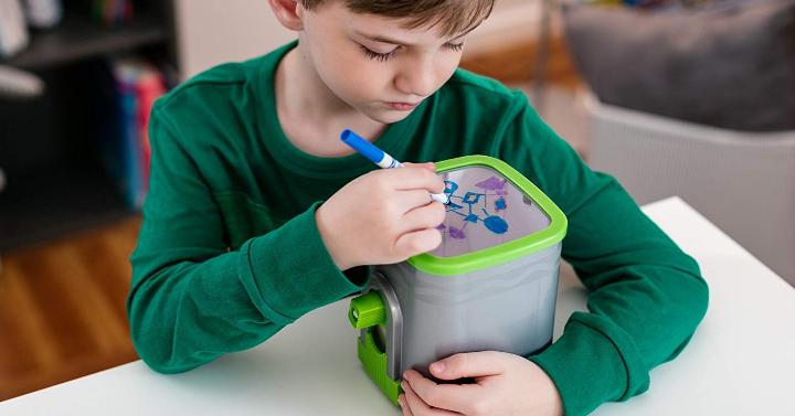 Crayola Picture Projector – Only $7.99!