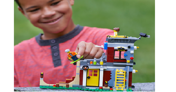 LEGO Creator 3in1 Modular Skate House (422 Pieces) Only $24.99! (Reg. $40)