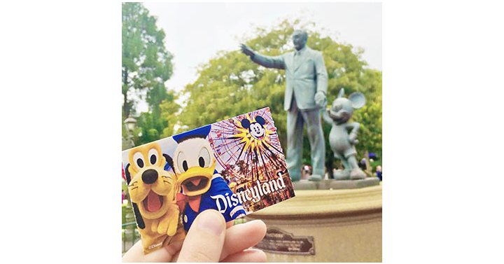Discount Disneyland Resort Tickets with Disney MaxPass Included!