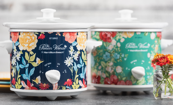 The Pioneer Woman 1.5 Quart Slow Cookers 2-Pack Only $24.88!