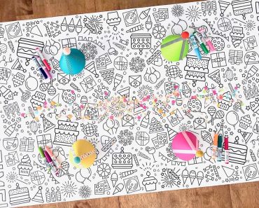 Huge Holiday Coloring Table Banners – Only $9.99!