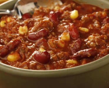 Our Favorite Quick & SUPER EASY Chili Recipe! Our Favorite Quick & SUPER EASY Chili Recipe!