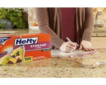 Hefty Slider Storage Bags, Gallon Size, 4 Boxes of 30 Bags (120 Total) Only $6.96 Shipped!