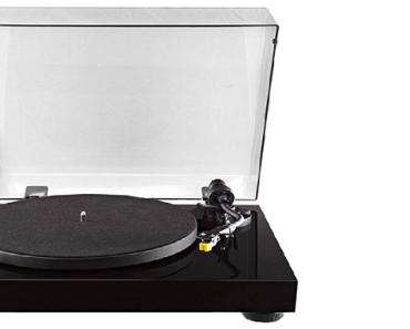 Fluance RT80 Classic High Fidelity Vinyl Turntable Record Player Only $149.96 Shipped! (Reg. $200)