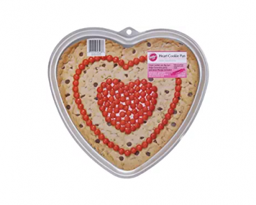 Wilton Heart Giant Cookie Pan – Just $7.05!