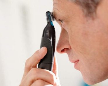 Philips Norelco Nose Hair Trimmer – Only $6.99!