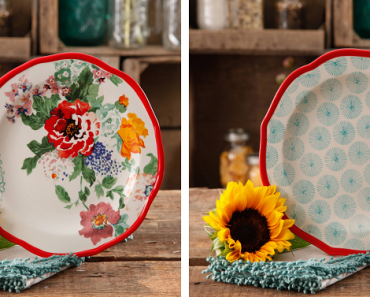 The Pioneer Woman Salad Plates (4 Set) Only $9.88! (Reg $17.52)