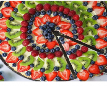 How to Make a Yummy Fruit Pizza (The Perfect Summer Treat)