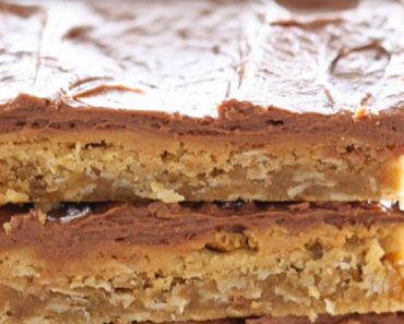 The BEST Peanut Butter Bar Recipe- The Perfect After School Treat