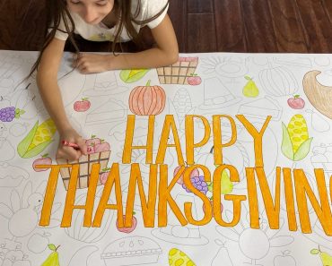 Table Top Paper Coloring Banners – Only $8.99!