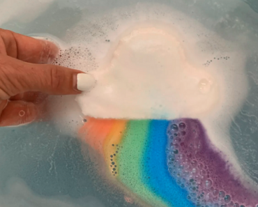 Fizzing Rainbow Bath Bomb Only $9.99! (Reg. $20)